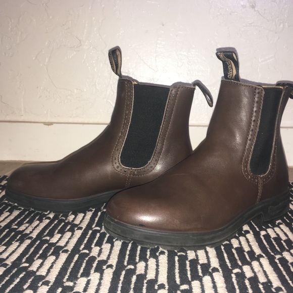 high top blundstones